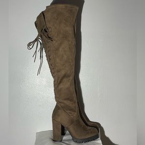 Knee High Boots women’s size 7